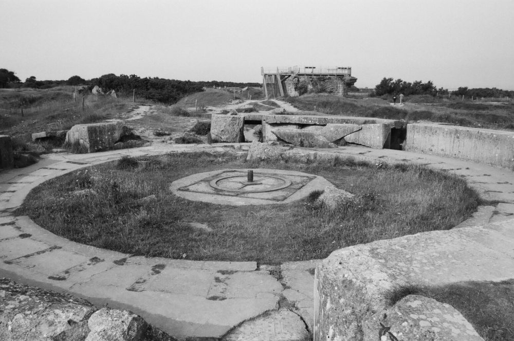 gun pit at Pointe du Hoc