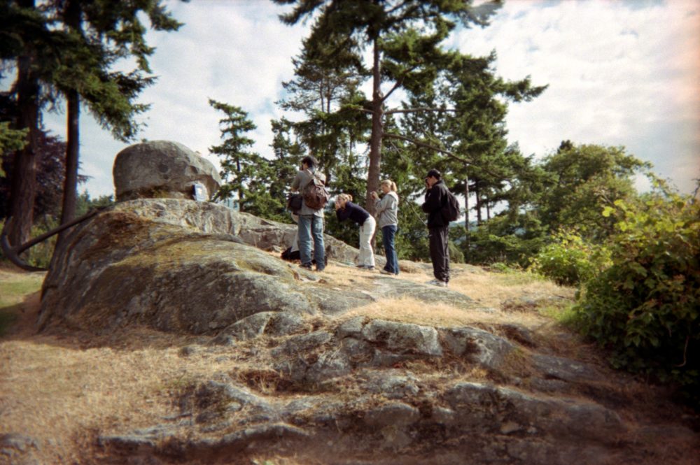 geology students examine a rock