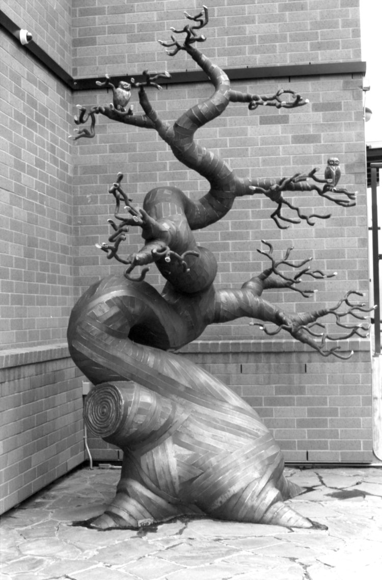 tree sculpture