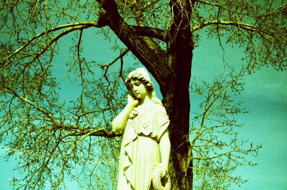 statue in Burnsland Cemetery