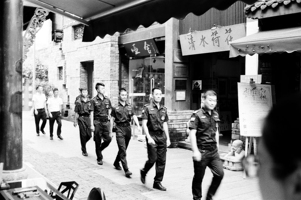 police in Chengdu