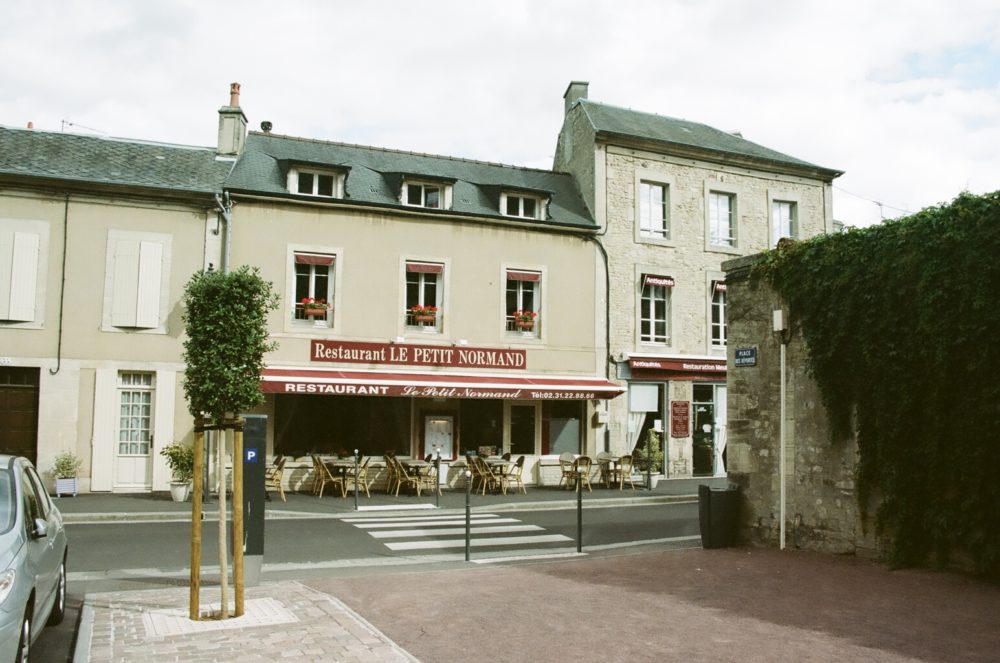Le Petit Normand restaurant in Bayeux, France