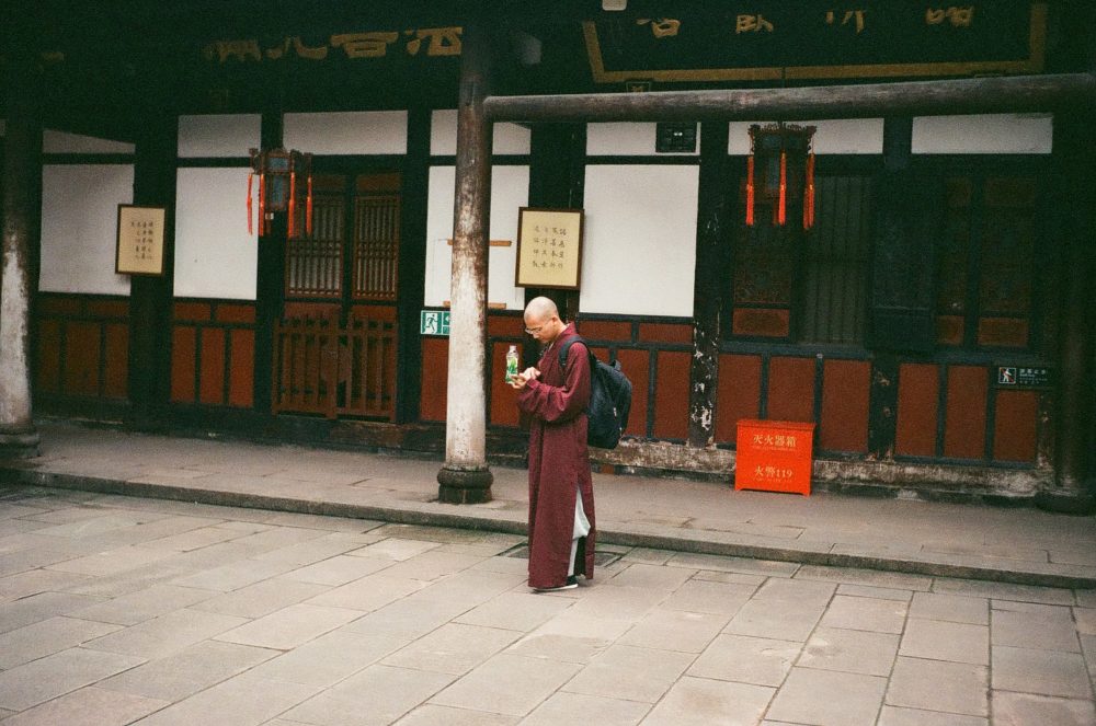 monk, Chengdu monastery