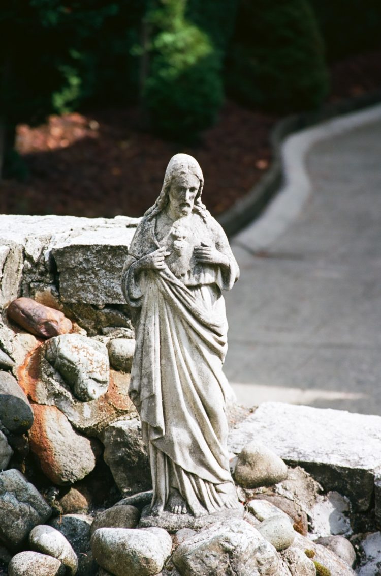 statue of Jesus