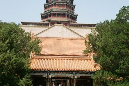 The Tower of Buddhist Incense and The Hall of Dispelling Clouds