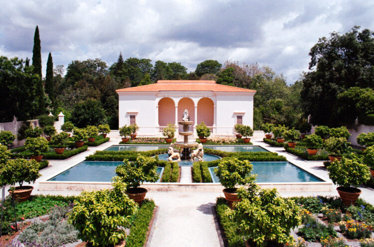 the Italian Renaissance Garden at Hamilton Gardens, NZ